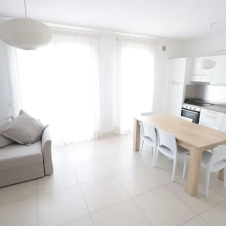 Finisterrae 6 Immobiliare Living * Lido di Jesolo